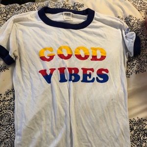 Good vibes tee - PINK!